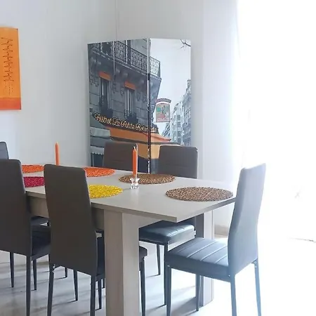 Ubuntu - Downtown - X7 بريشا